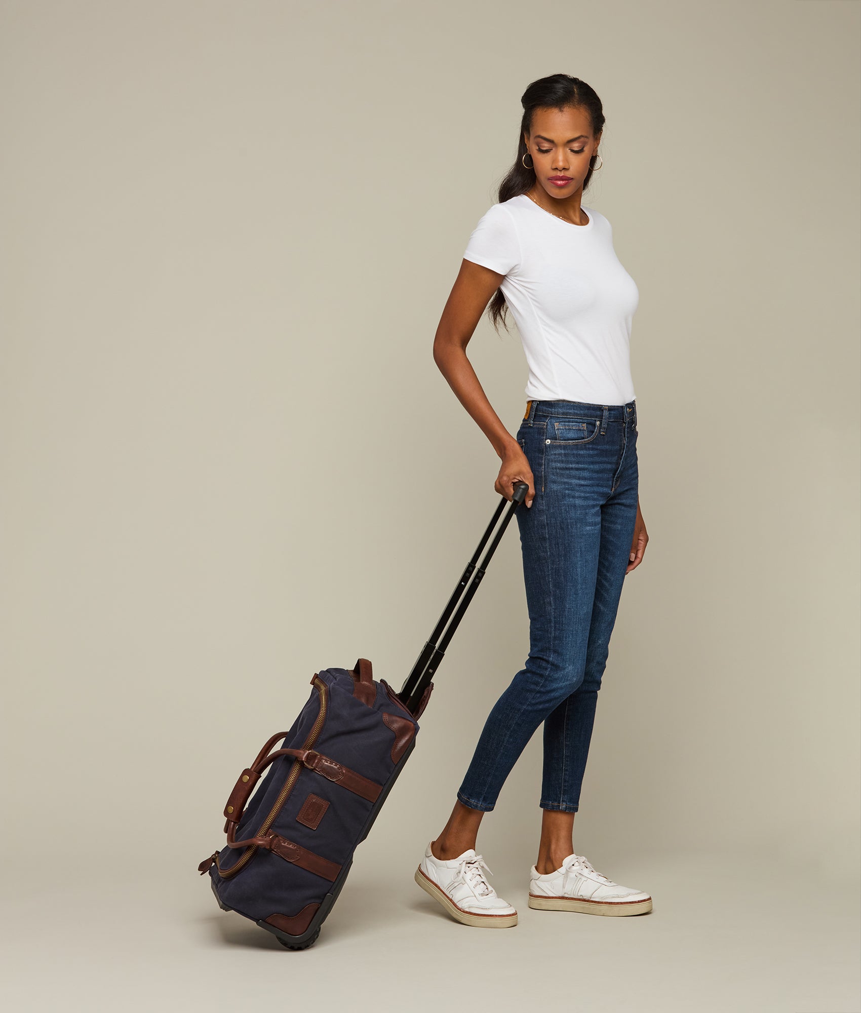 Everyday Waxed Canvas Rolling Duffle :: Navy - Image 4